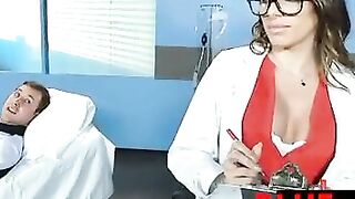 Nurse treats a man after sex – BLUEROP 2021