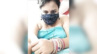 Punjab Bhabi Masturbating And Squirting