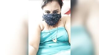 Punjab Bhabi Masturbating And Squirting