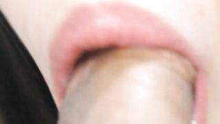 BOMBSHELL TEENIE OFFER PASSIONATE CLOSE-UP HEAD WITH CUM INSIDE MOUTH