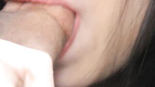 BOMBSHELL TEENIE OFFER PASSIONATE CLOSE-UP HEAD WITH CUM INSIDE MOUTH
