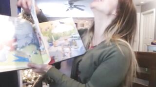 Webcam cunt with mouth Nicole Pearl Tries Reading Out Noisy