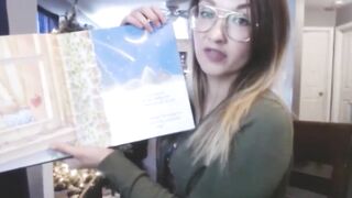 Webcam cunt with mouth Nicole Pearl Tries Reading Out Noisy