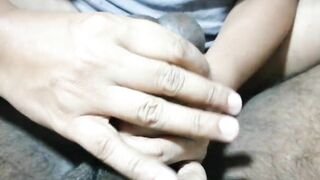 No Mercy for his penis and nuts – babe gf give rough hand job