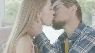 JOYMII - Amazing Blonde Mary Popiense Feels Turned On And Wants To Be Banged By Long Dick