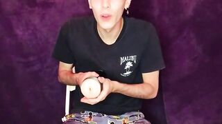 Twink Henry Evans loves jerking off and anal fucking his asshole with toys