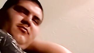White dick gets sucked off by an amateur black guy here