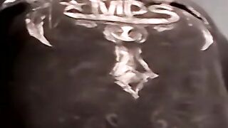 White dick gets sucked off by an amateur black guy here