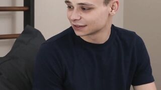 BoysAndDads.com - Jock Rick Fantana lets his naughty stepcousin gorge on his dong