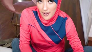 Tall Muslim girl Chloe Amour sucks my dick so well while I record her in POV