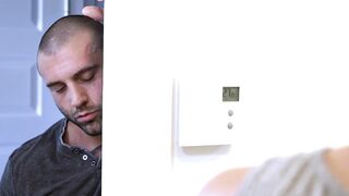 DaddiesPorno.com - Sexy bathroom session with stepdad after cleaning my wounds