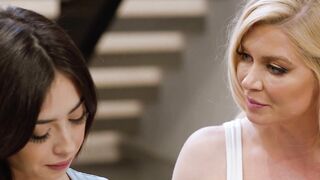 MOMMY'S CUNT WITH MOUTH - cougar Serene Siren & Step Daughter Chloe Surreal Got VERY Intimate After Dyke Reveal