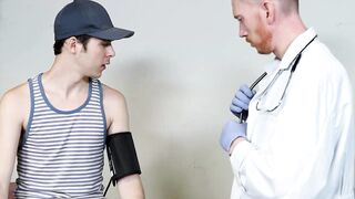 Patient Dakota Lovell takes hot pics of doctor Brody Kayman and ends up riding his bi