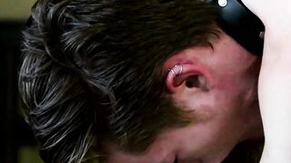 Dakota White on fours begs for huge cock inside him