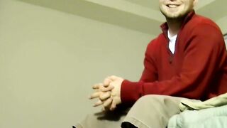 Amateur gay dude blown until he cums by mature deviant