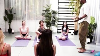 MODERN-DAY SINS - Pervert Yoga Instructor Silently Destroys Jane Wilde During Class! ROUGH SNEAKY SEX