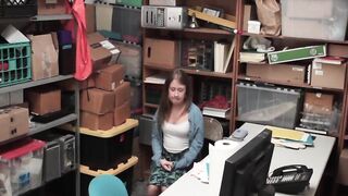 ShopliftersPunished.com - Brooke Bliss slammed deep by big dick cop in the office tak