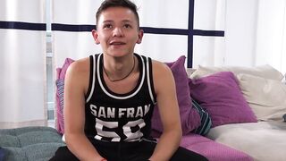 LatinoJuice.com - Latino cutie Darrel Gunther ass drilled by Corey Vergas POV