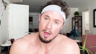 Muscle jock in jockstrap Skyy Know riding big fat dildo