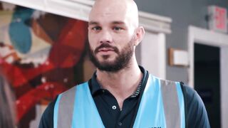TRANSFIXED - Hung Delivery Dude Cliff Jensen Assfucks sexy Beauty Kasey Kei! OPEN MOUTH FACIAL