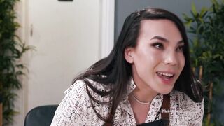 TRANSFIXED - Hung Delivery Dude Cliff Jensen Assfucks sexy Beauty Kasey Kei! OPEN MOUTH FACIAL