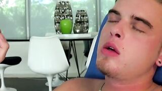 Attractive Felix Warner cant solo chainsmoking and cock stroking in the living room