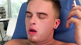 Attractive Felix Warner cant solo chainsmoking and cock stroking in the living room