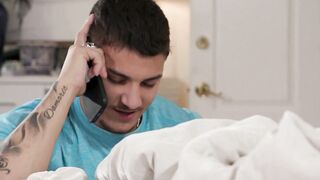 NURU STROKES - Adorable Masseuse Katie Kush Treats Physical Problems Inside A Sensual Way FRENCH SUBTITLES