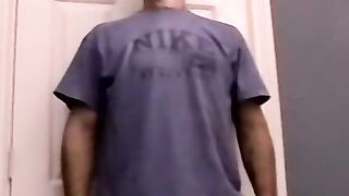 Hardcore masturbation with older dude with hairy chest