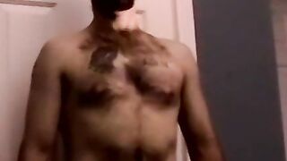 Hardcore masturbation with older dude with hairy chest