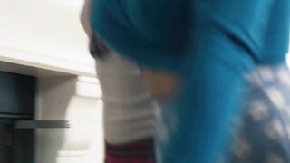 TRANSFIXED - Turned On Golfer Gracie Jane Caught hot mom Kenzie Taylor Blowing Zariah Aura's Penis