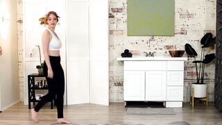 NURU RUBS - Beauty Big Titted Ginger Quinn Wilde Offer A Complimentary Message To A Customer