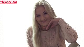 Shivering orgasm inside goddess solo action for Cayla Lyons