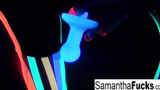 Samantha Saint gets off into this super sexy Hottie ebony light solo!
