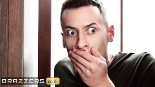 Brazzers - Beauty Bae Eveline Dellai is so Eager to try Anal but her Ass is too Tight