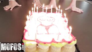 Mofos - Van Wylde Gets Kenzie Taylor as a Birthday Gift & has a three-way with her & his lover Kendra Spade