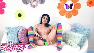 Twistys - hot Hot Jewelz Blu Masturbates on Camera