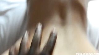 Bombshell 32yr Mom’s Lunch Break Hookup into NYC