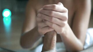 2 HANDED HAND JOB – beauty 18 Jerked me off for a Biggest CREAMPIE