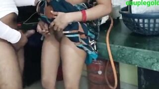 Abe gadhe kichen me hi chodo ge kya