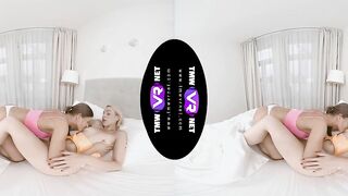 TmwVRnet - Rebecca Ebony & Sarah Kay - When 2 become 3