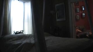 Thot gets it on with landlord