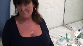 Rhonda - 50yo milf Offer Behind the Scenes Fellatio