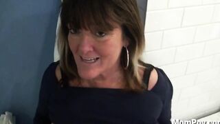Rhonda - 50yo milf Offer Behind the Scenes Fellatio