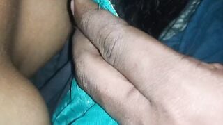 Tamil couple – romance and boob fondling