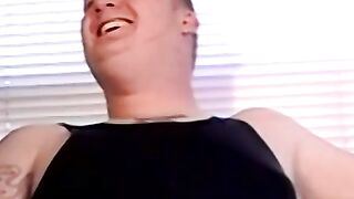 Mature gay sucks a fat guys cock while he was masturbating