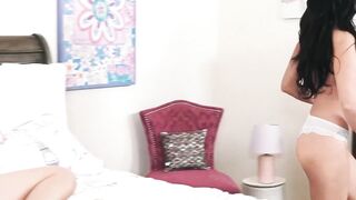 OUT OF THE FAMILY - Beauty mom And Her Step Daughter Vanna Bardot Can't Resist Fucking Together