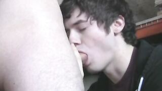 Sexy Kyle sucked the cock of hottie Jack President until he released a massive load