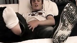 ToesXXX.com - Sexy guy from North Carolina is confident and horny as hell