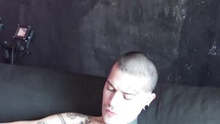 Charming guy Kendro fucks hard tattooed Enzo to cure his boredom